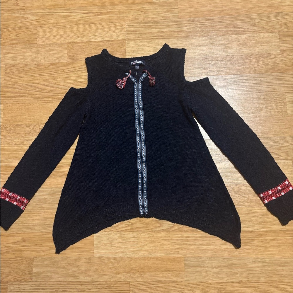 New “Freshman” sweater size M (8/10) without tag